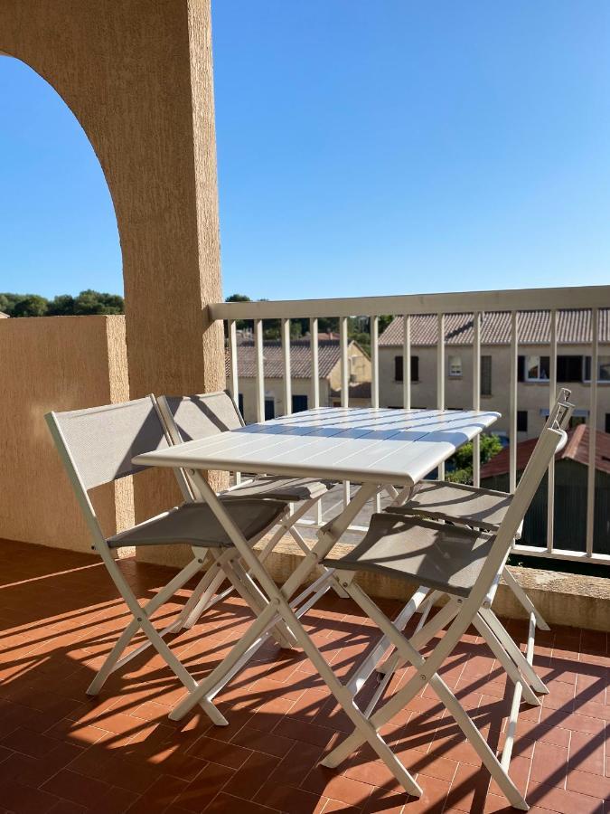 Ferienwohnung Les Locations Cinaureva "Les Iles D'Or" La Londe-les-Maures Exterior foto